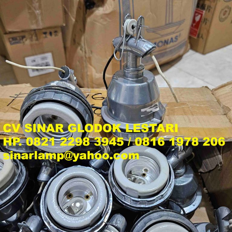 Fitting Lampu Gantung WD E40 Ulir